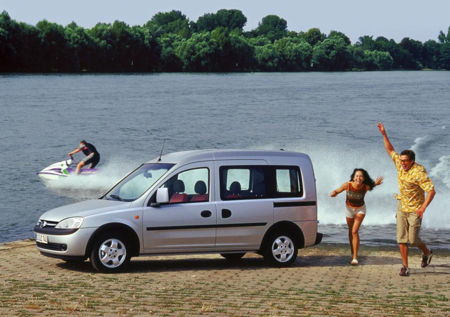  Opel Combo 2001 года  (фото 68 из 70)